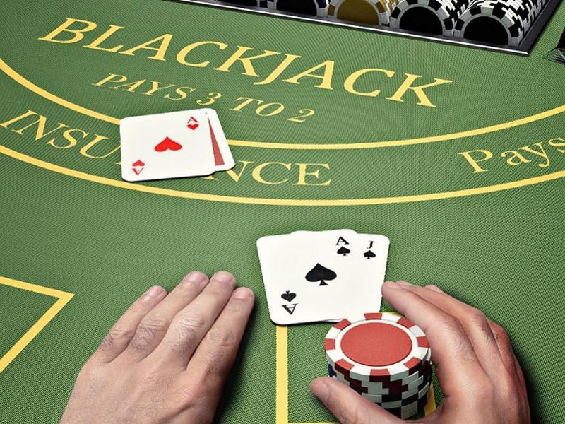 Hướng dẫn chi tiết cách chơi Blackjack M88 đơn giản và chuẩn xác nhất